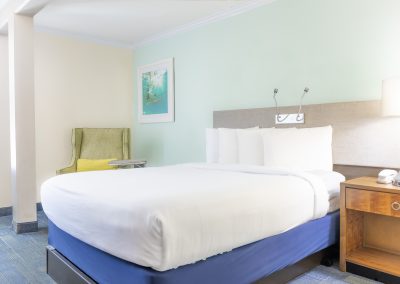 A picture of the inland bedroom at Beachside PCB